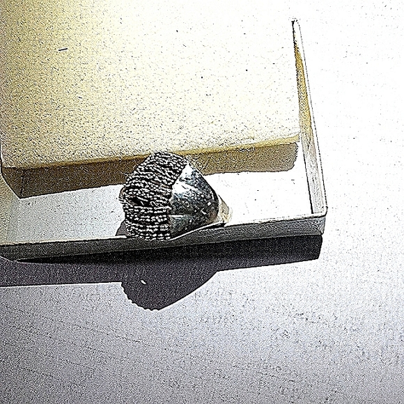 Diamond Criss Cross Ring - Picture 3 of 10